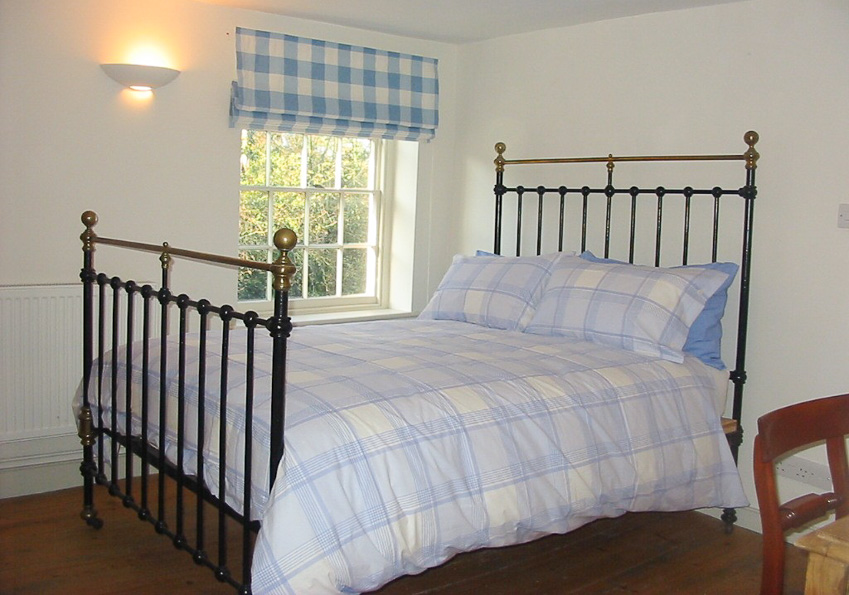 Beautiful double bedroom at September cottage